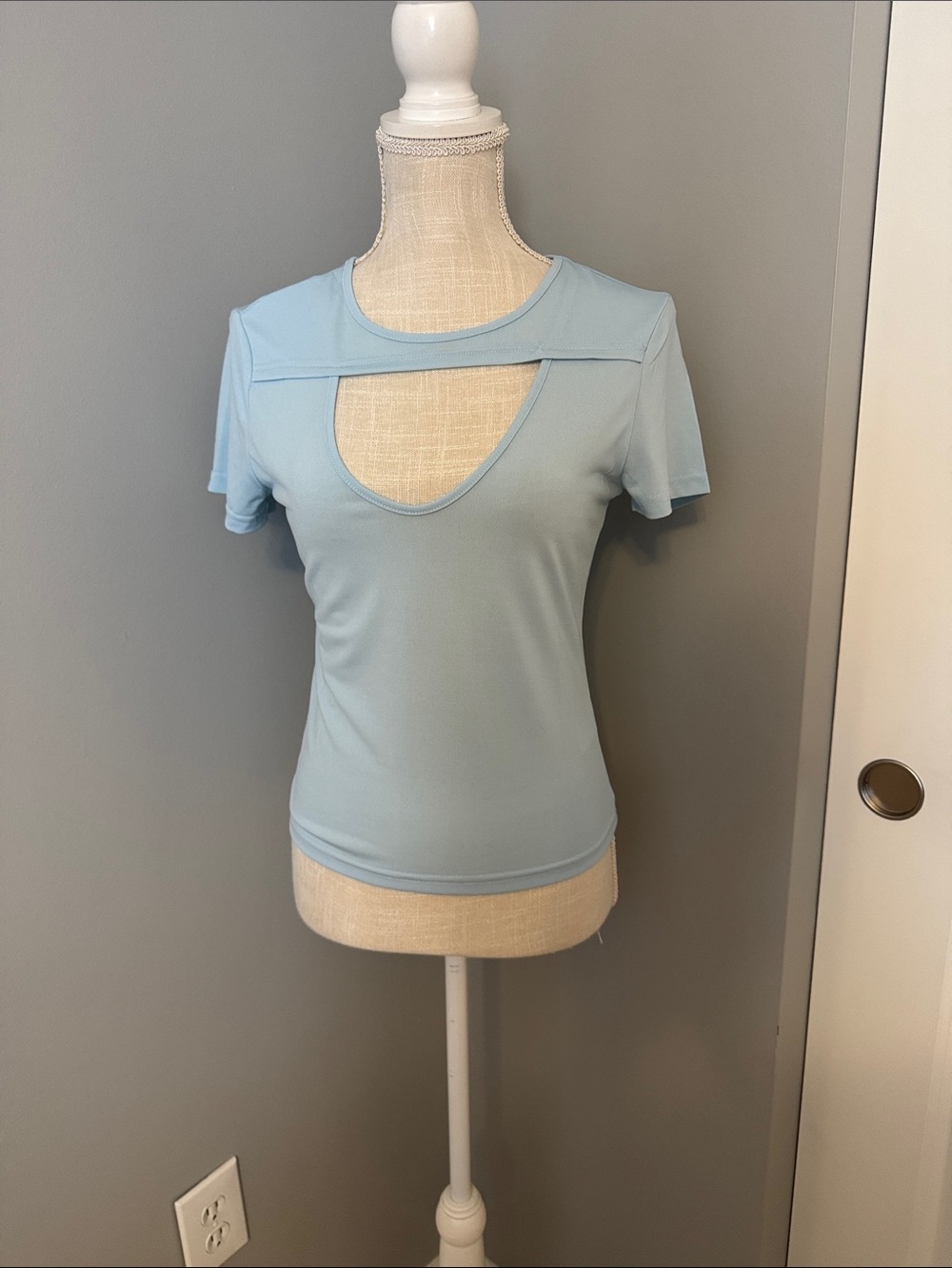 SHEIN Pale Blue Short Sleeve Top with Cutout Detail